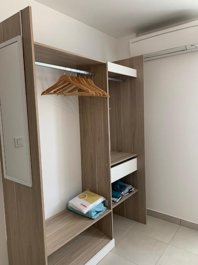 Apartamento L'Almanarre Hyères Exterior foto